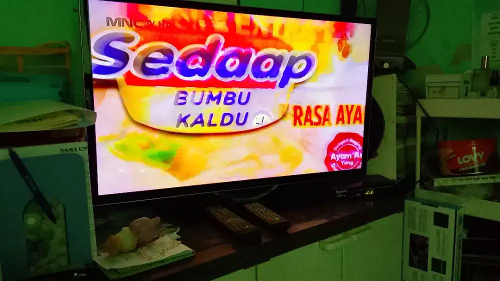Jual TV Polytron type PLD 32T100