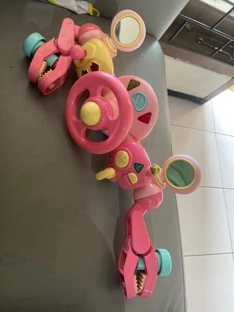 Mainan stroller balita