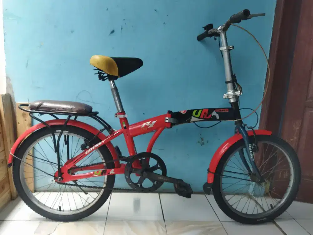 Sepeda lipat odessy