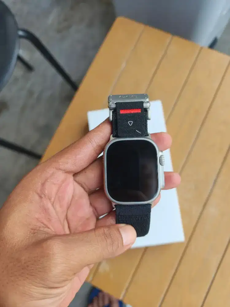 Apple watch ultra 2 GPS 49 mm titanium iBox