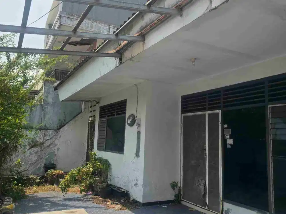 Dijual bu  rumah tua pluit termurah