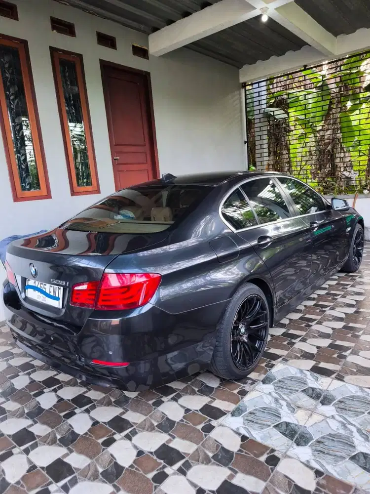 BMW 528i F10 2012 | 179rb KM | Rp225 Juta Nego | Bogor