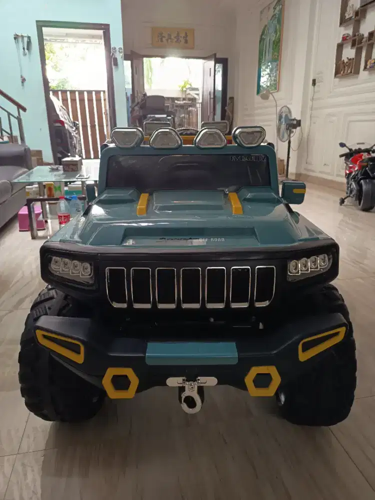 Dijual cepat mobil mainan anak