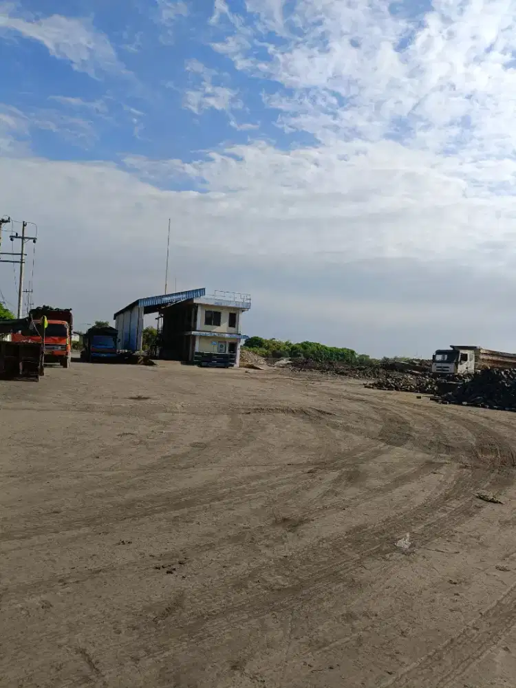 LAHAN TANAH KOMERSIAL AREA LUAS SIAP BANGUN SIDOARJO JAWA TIMUR