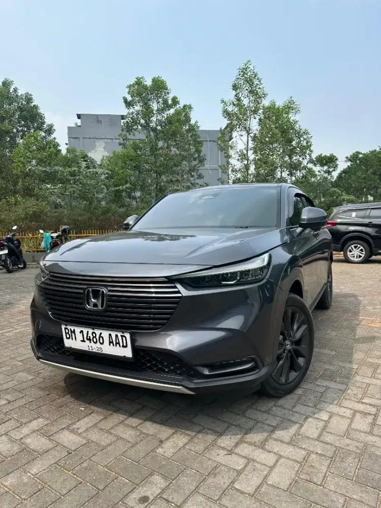 Honda New HRV SE CVT 2023 kondisi ok
