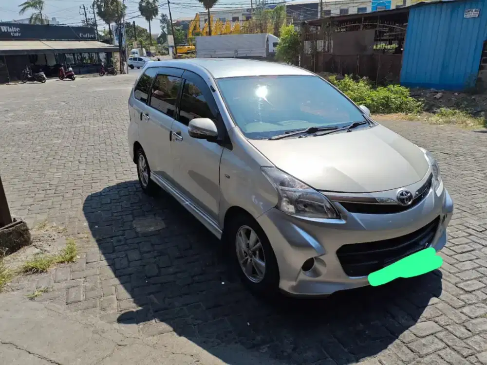 Jual santai avanza veloz tahun 2013 kondisi siap kluar daerah
