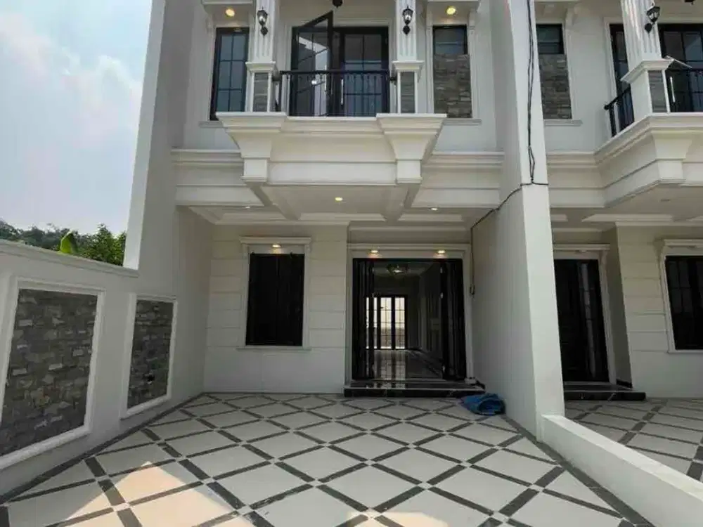 RUMAH 2 LANTAI LOKASI STRATEGIS DI TENGAH PUSAT KOTA DEPOK HARGA 1.2 Man