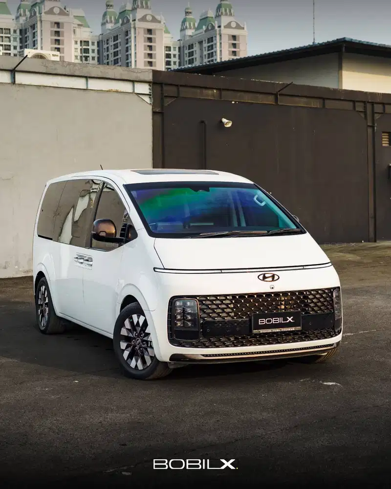 NIK 2021 Hyundai Staria 2.2D Signature 7-Seater White on Black