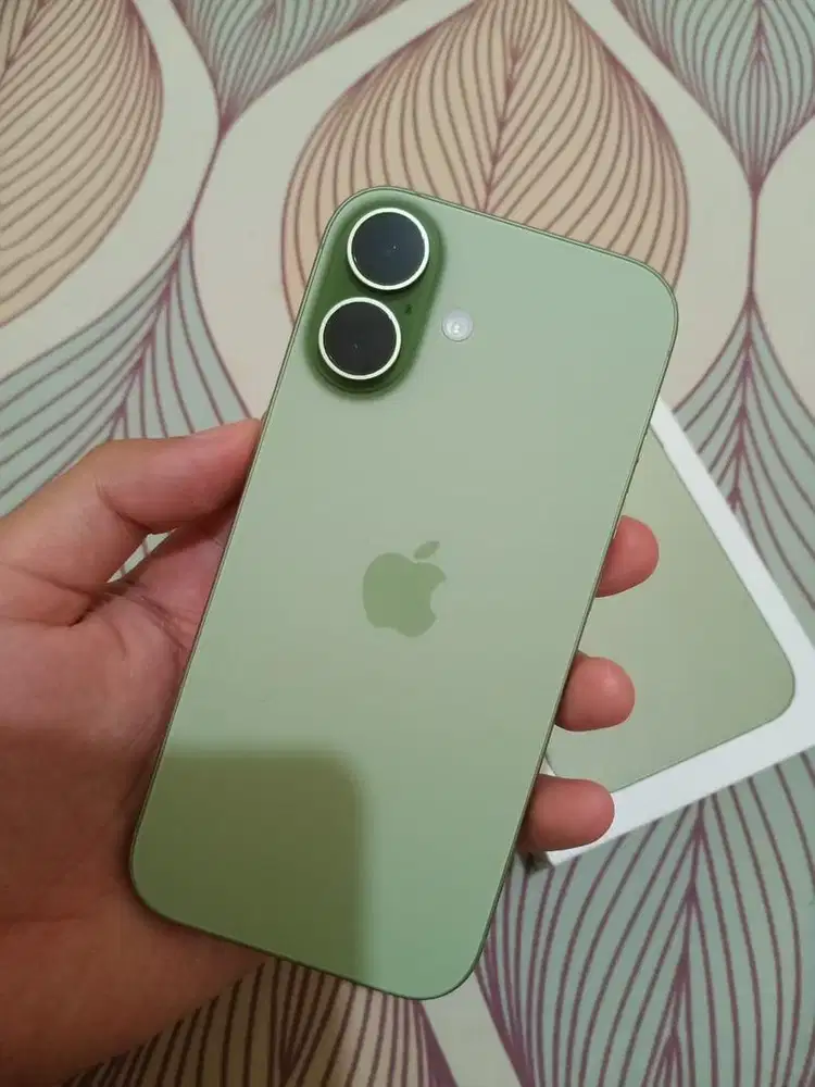 Wts iphone 17 256 Sage