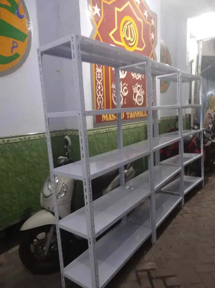 Rak besi rak gudang susun5