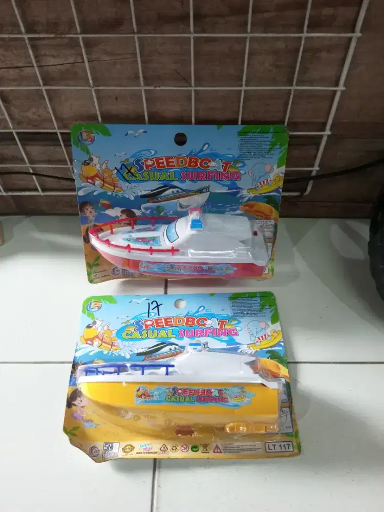 Mainan anak speedboat kapal baterai