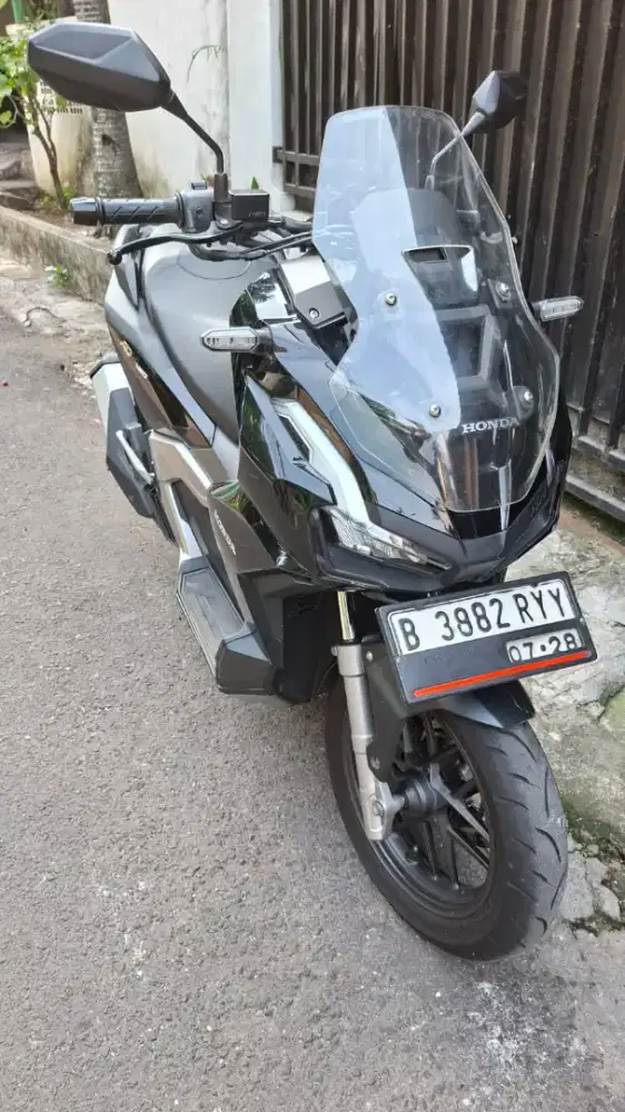 Honda ADV 160 CBS 2023 Hitam