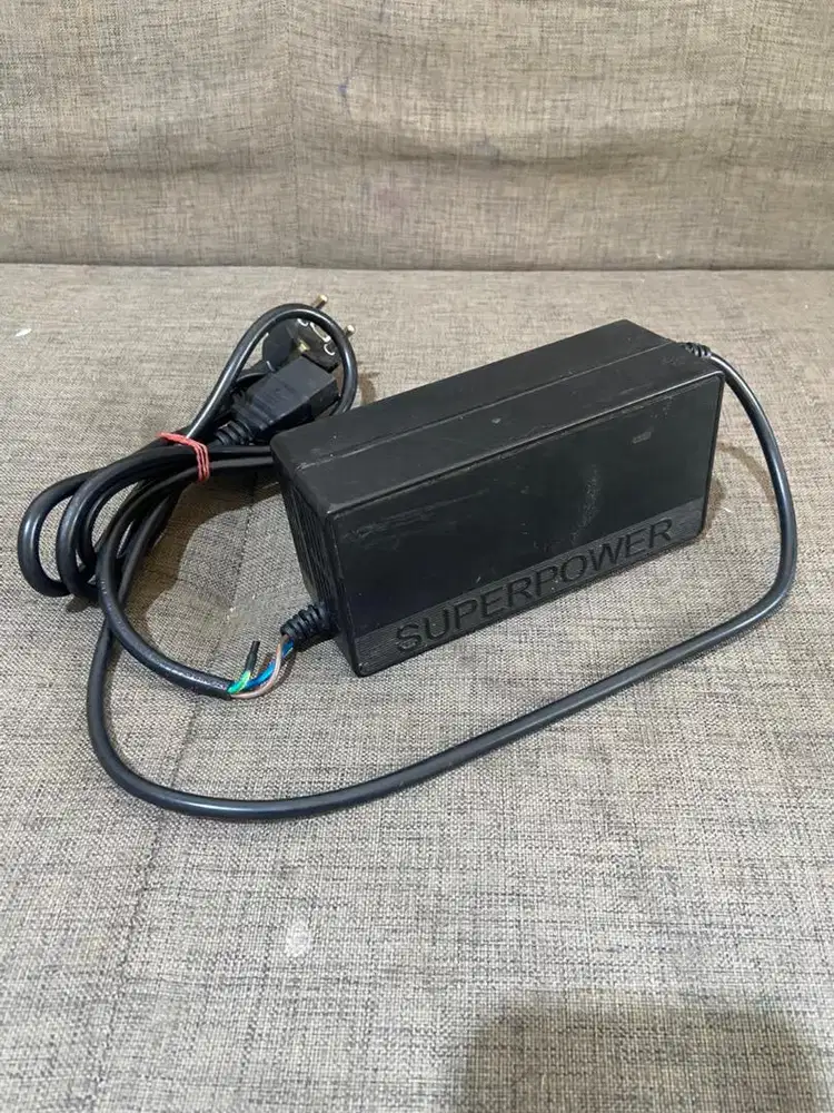 Charger Motor Listrik SuperPower utk Batre SLa Viar dll