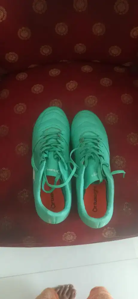 Sepatu Bola Ortus UK 42
