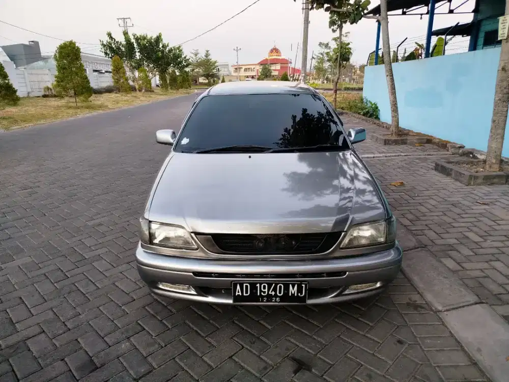 Toyota Solusi GLI 2001