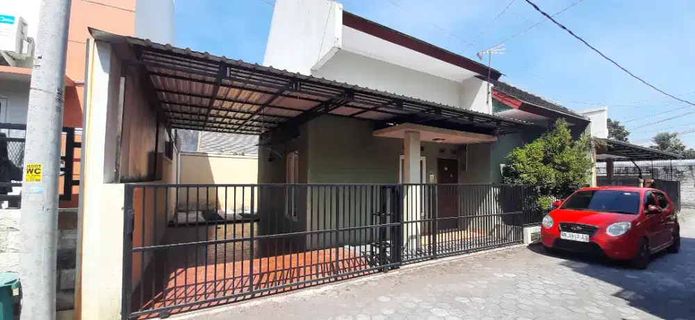 disewakan rumah jakal-13 UII UGM Amikom