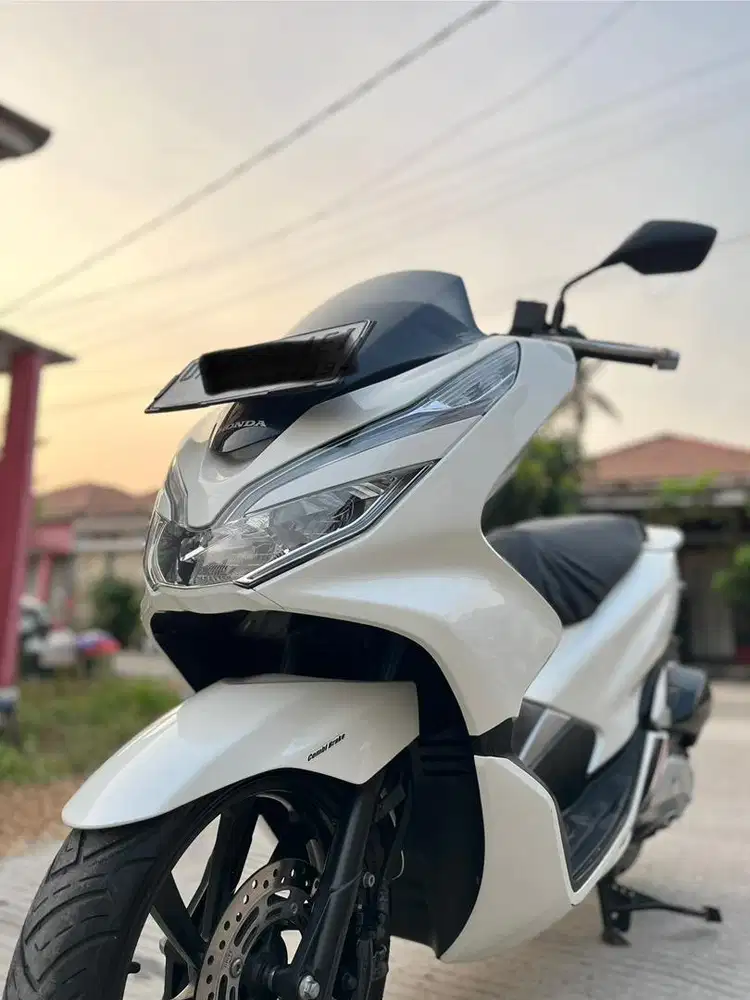 PCX 150 BARANG ISTIMEWA LIKE NEW