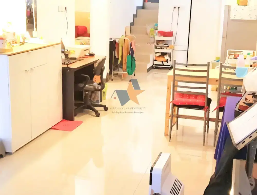 Rumah tinggal 1.5 lantai. Dekat Pasar Segar Graha Raya Bintaro