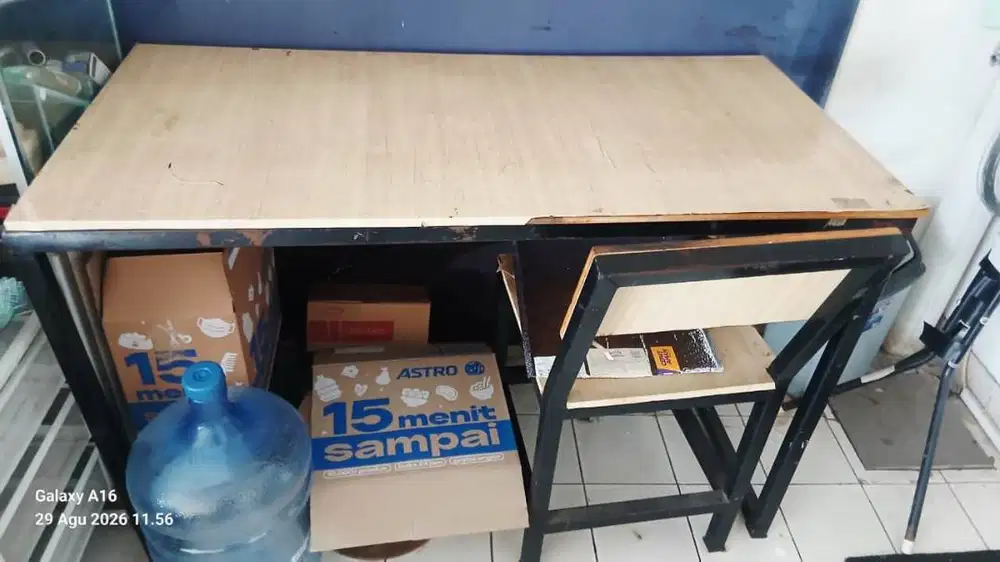 DIJUAL MEJA KANTOR BEKAS