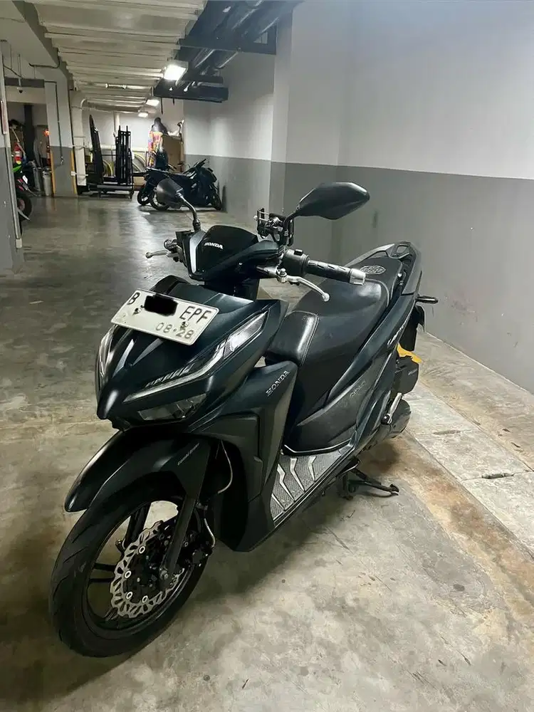 Vario Led New 150 Keyless