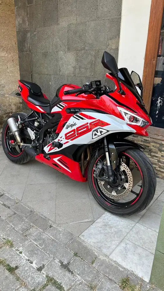 ZX25R ABS QS modif , pajak ON! Like new istimewa siap pakai! Zx ninja