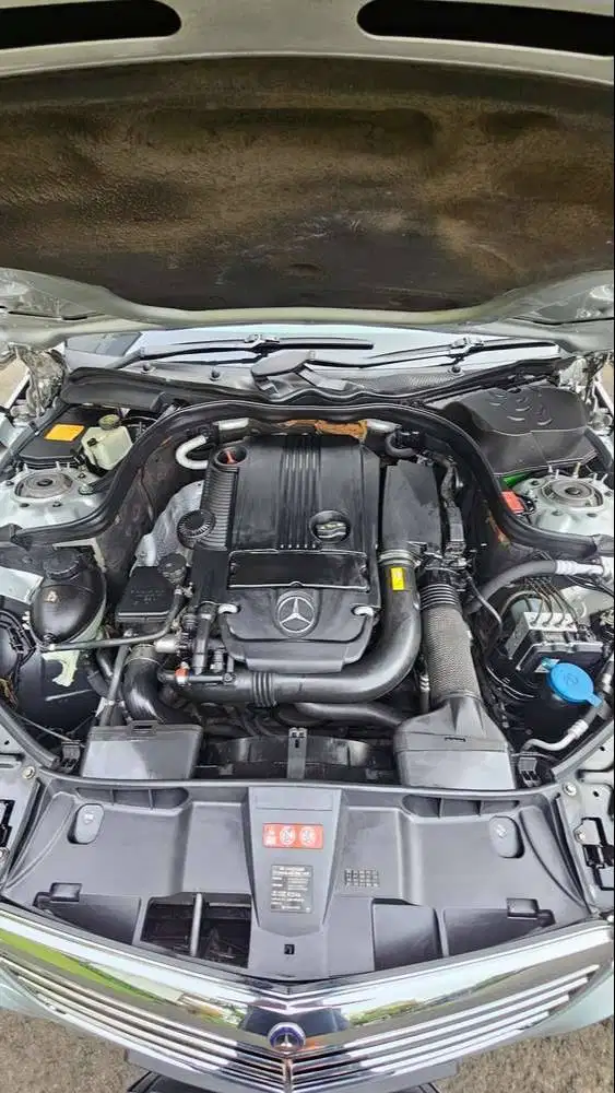 mercedes-benz c250 (2012)