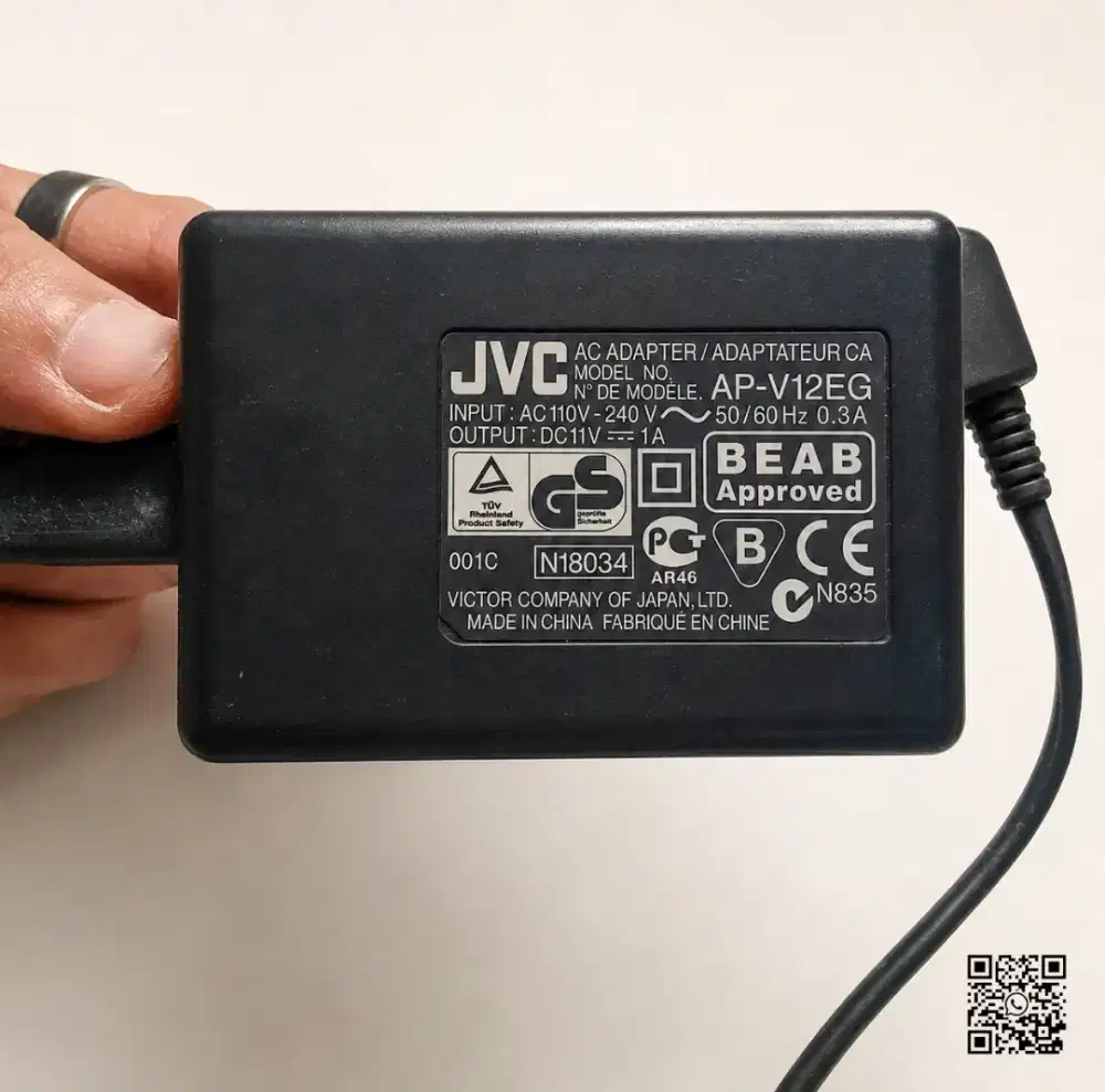 Charger JVC Charger Handycam JVC AP-V12EG 11V 1A Original