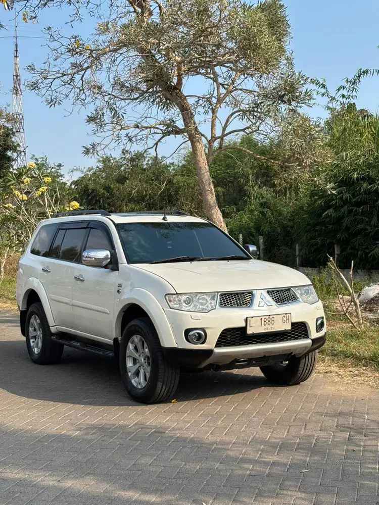 MITSUBISHI PAJERO SPORT DAKAR 2012 ISTIMEWA AUTOMATIC