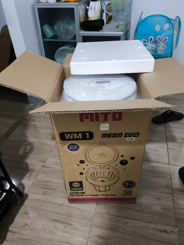 Mesin Cuci Mini Portable Mito WM 1 (Lampu UV) - Mulus Like New!