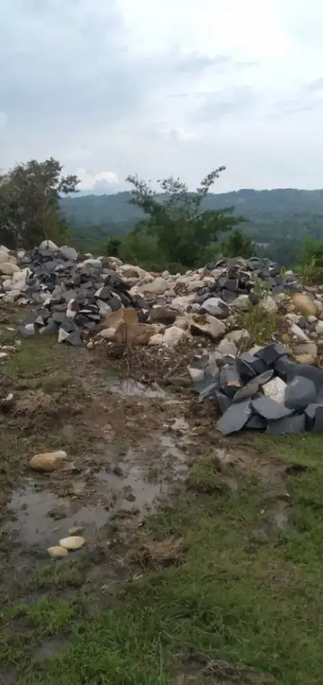 Abu batu sirdam limestone batu makadam split pasir urug
