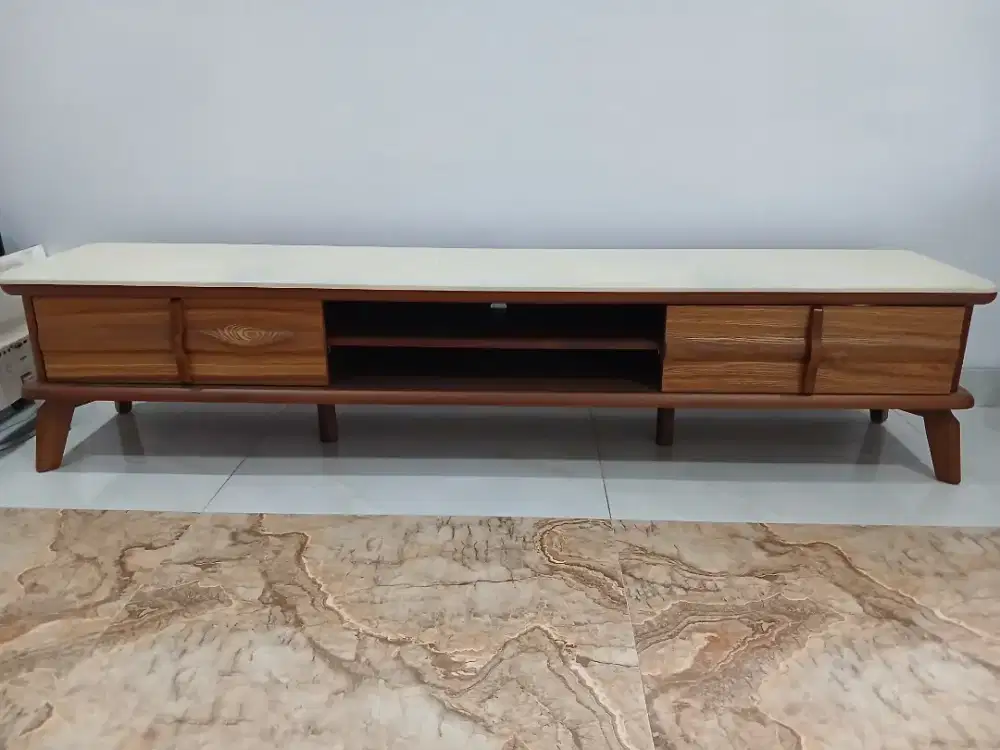 Meja Rak Tv serba guna
