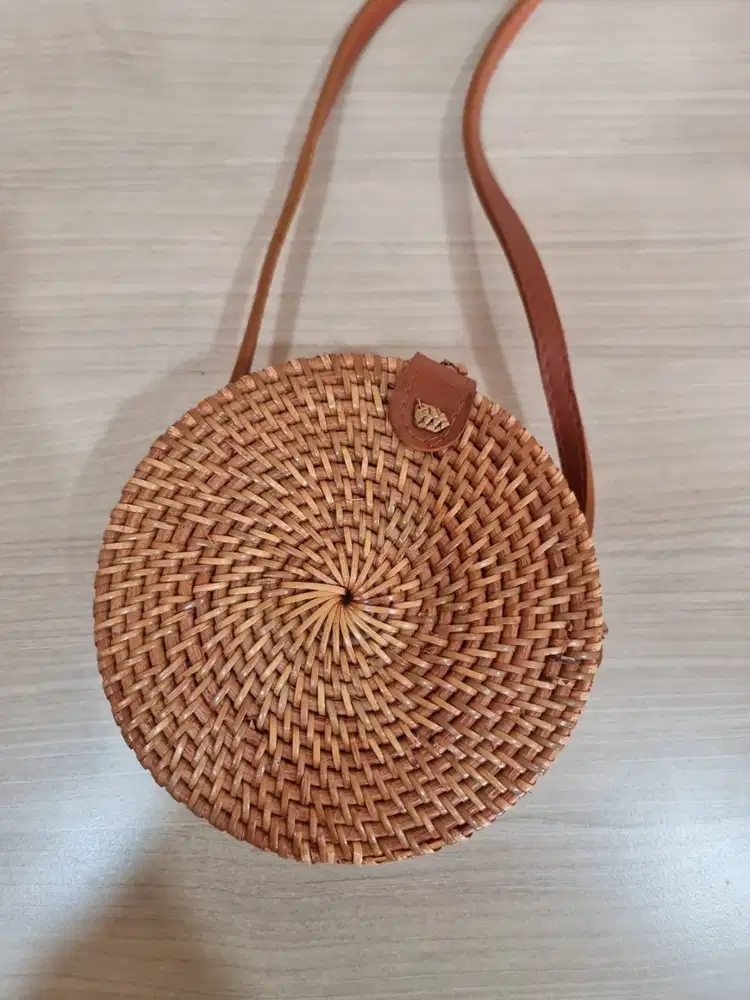 TAS ROTAN BALI BULAT