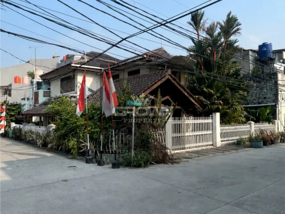 Rumah 1 Lantai di Kelapa Gading. Potensi Bangun Kostan