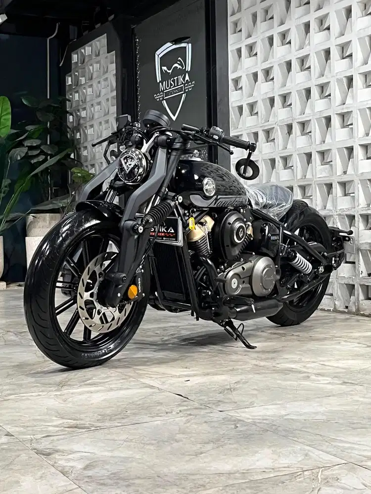 Istimewa ODO 1RB!!Benelli Napoleon Bob 250 th 2024 - Ayu Mustika