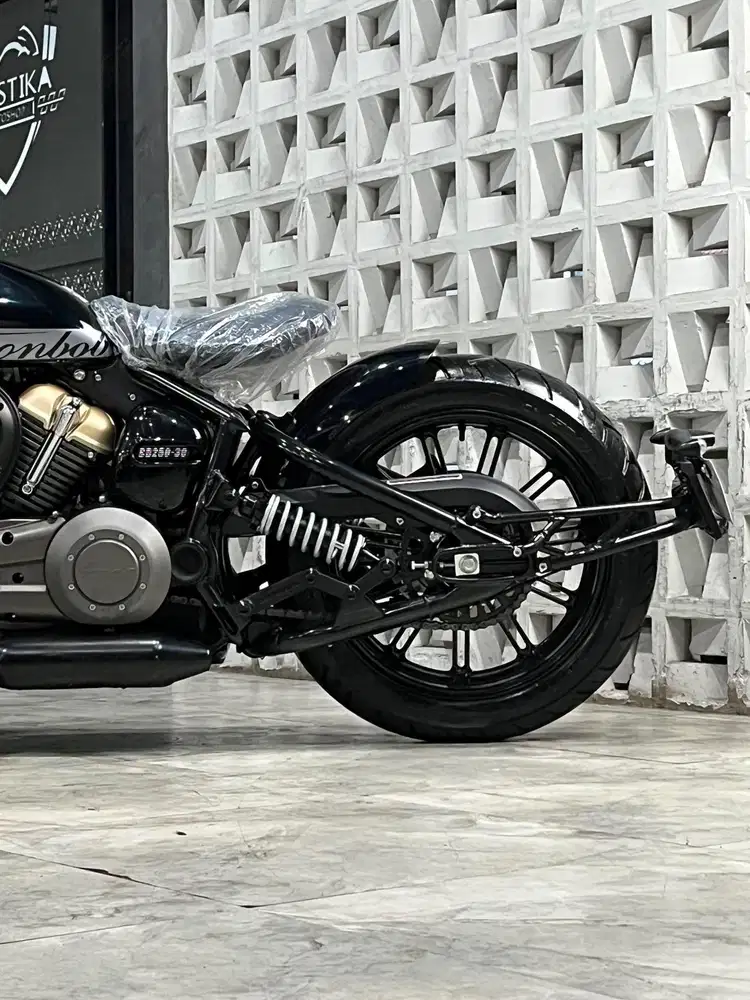Istimewa ODO 1RB!!Benelli Napoleon Bob 250 th 2024 - Ayu Mustika