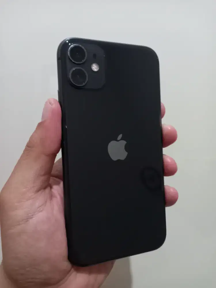 IPhone 11 Black 128Gb Fullset ex inter ada minus