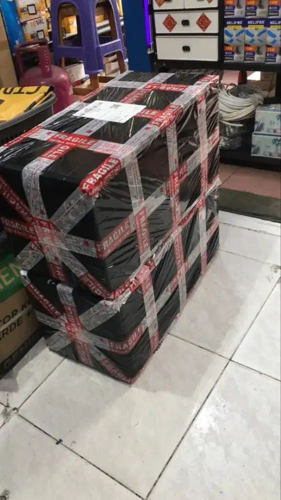 Dibutuhkan Admin expedisi n Kurir
