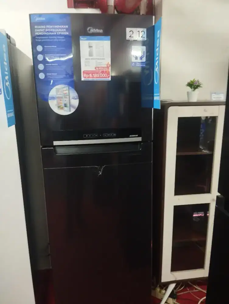 Midea kulkas 2 Doors
