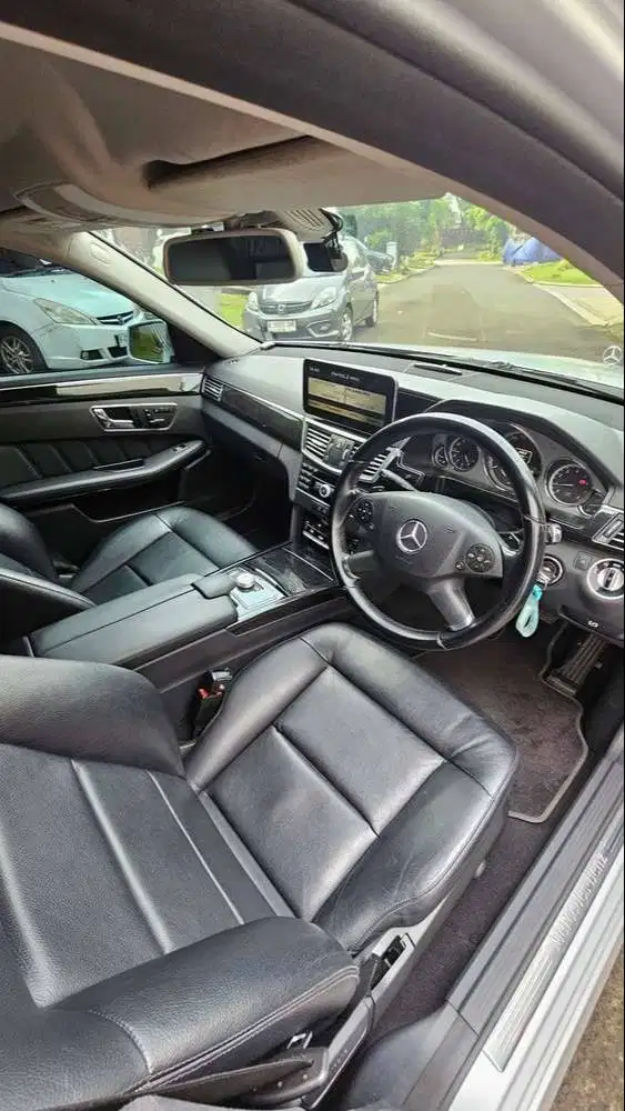 mercedes-benz e250 (2012)