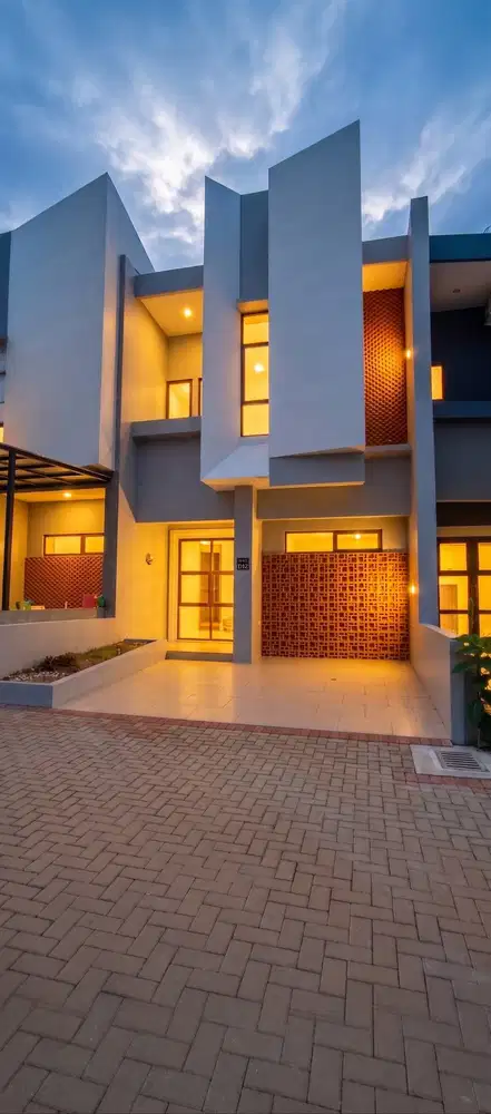 DISEWAKAN RUMAH 2 LANTAI SIAP HUNI DI PESONA REMBOELAN RESORT, DEPOK!