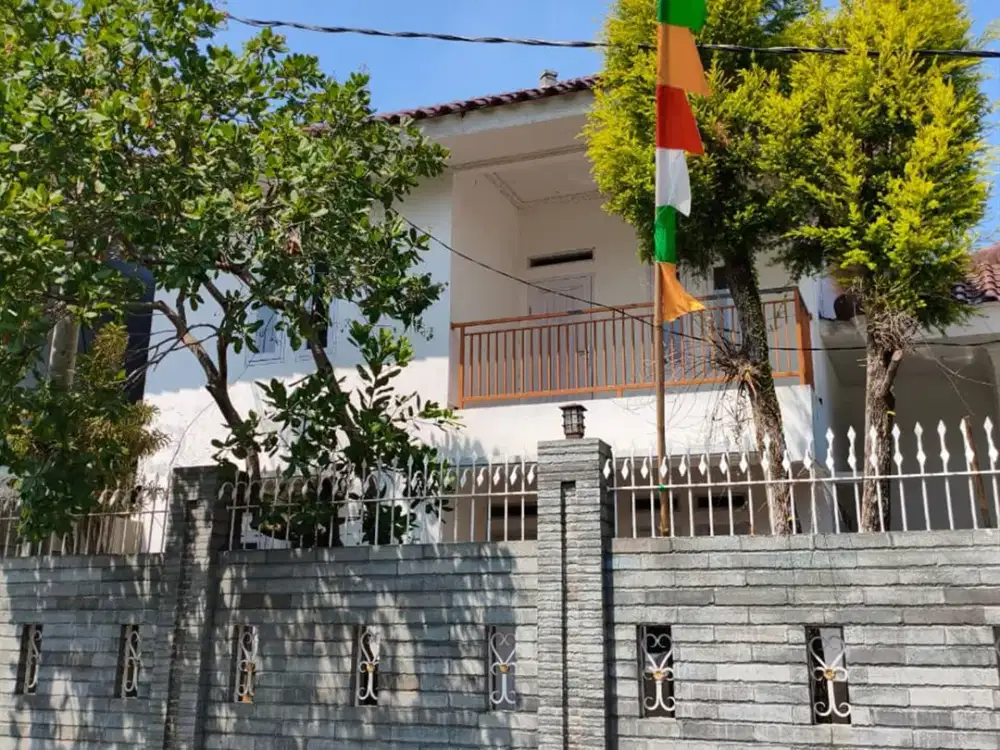Disewakan Rumah 2 Lantai di Cianjur Kota, Nyaman & Strategis
