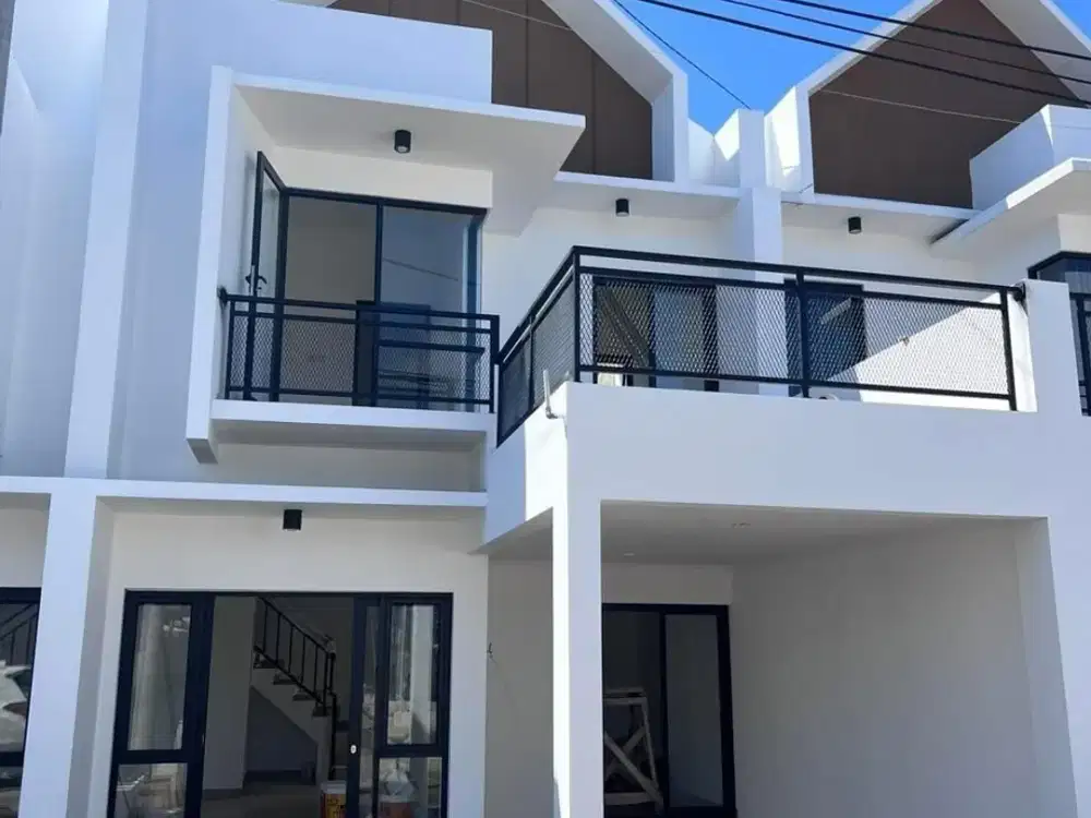 Rumah siap huni di komplek the avanty residence cipamokolan kota Bandung