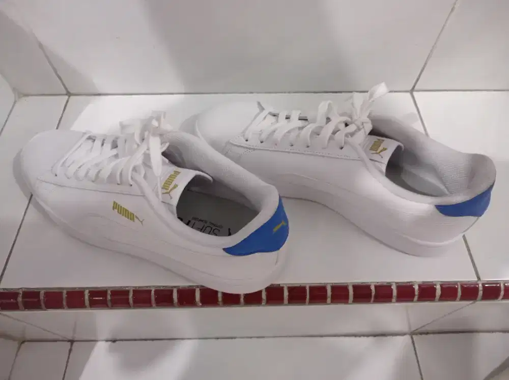 Sepatu Puma (White-Blue)