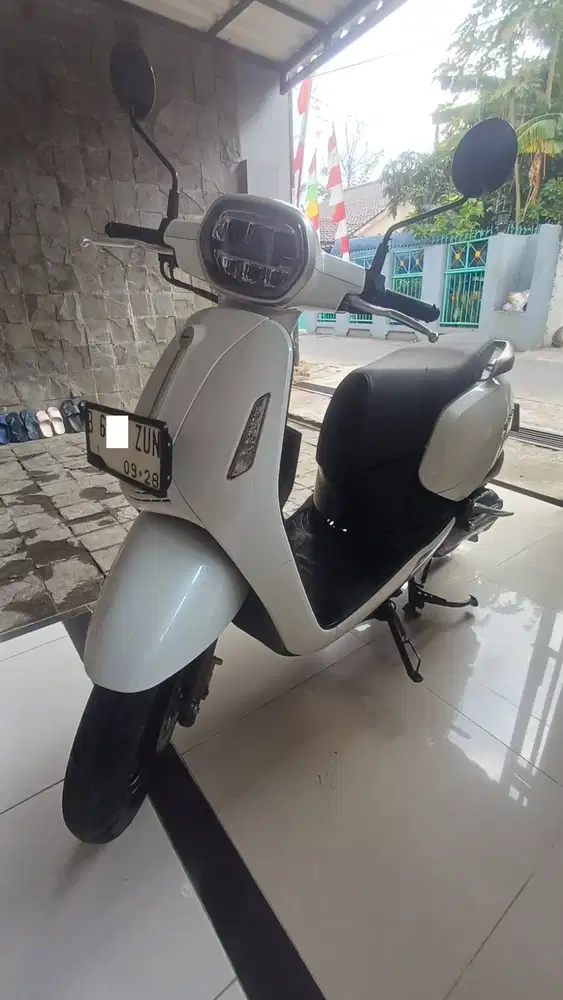 Dijual Benelli Panarea 125 Warna Putih Km rendah