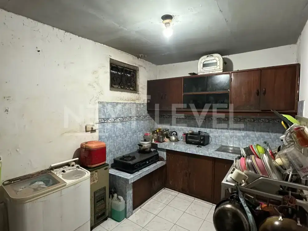 Dijual Rumah 2 LT Di Gunungsari Indah - Wiyung