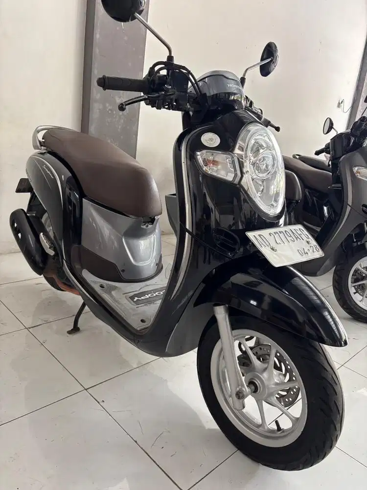 SCOOPY STYLISH 2018