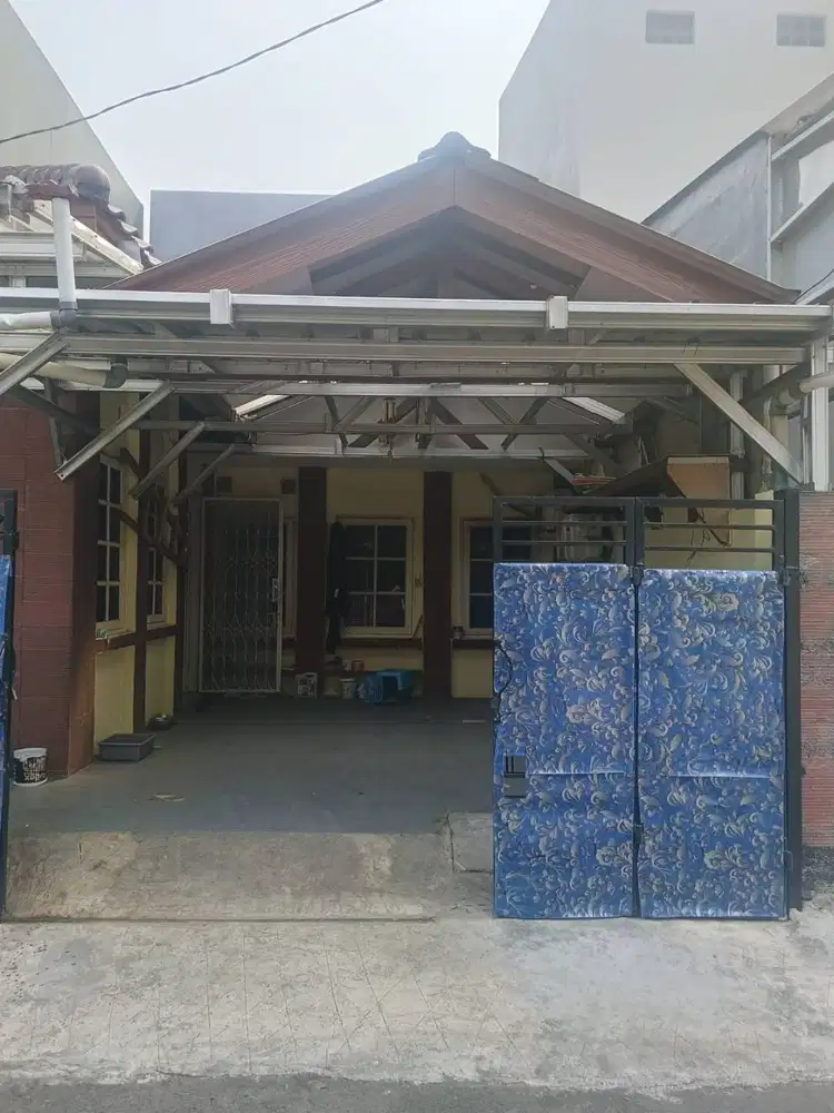 Jual rumah Simprug Poris free 2 AC dan Kitchen set sederhana.