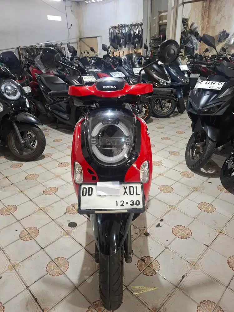 Honda Scoopy 2025 Merah Hitam