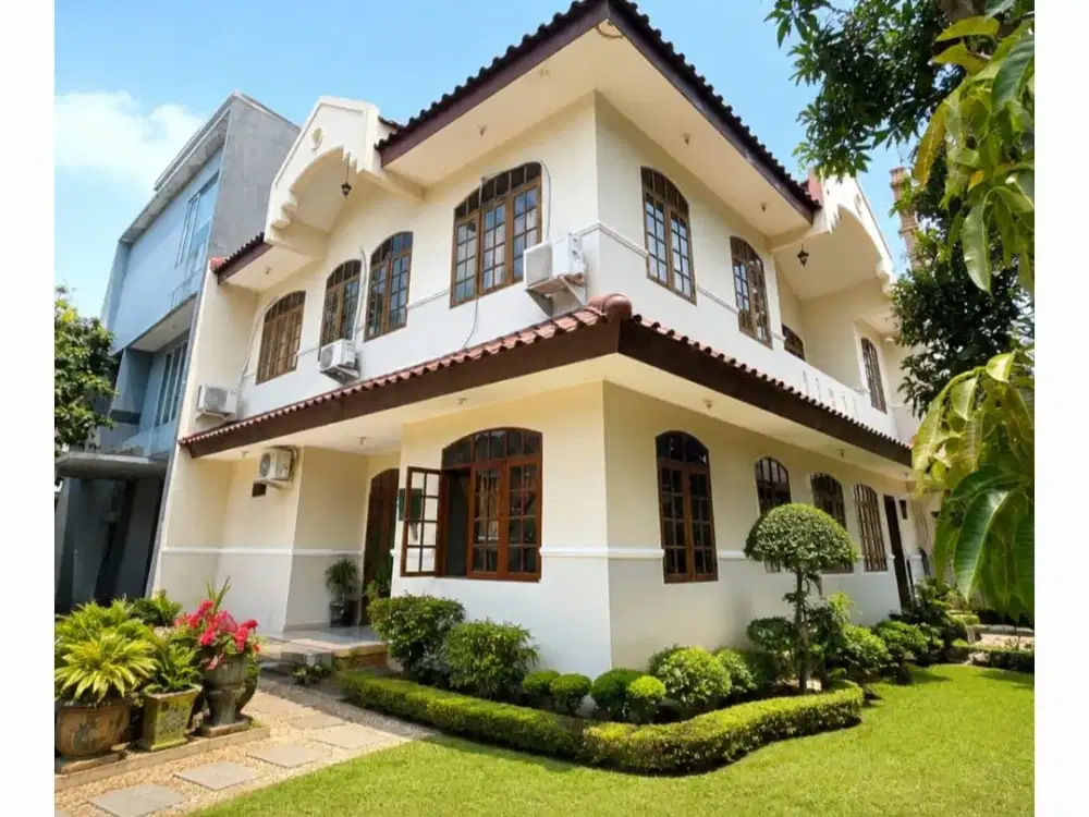 Dijual Rumah 2 Lantai Hoek di Alam Sutera, Tangerang