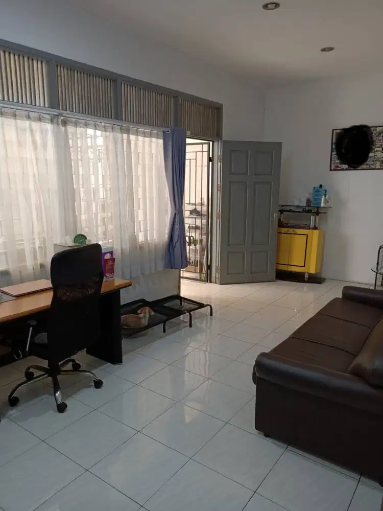 Dijual Rumah Pusat Kota Siap Huni dekat BKR dan Tegalega